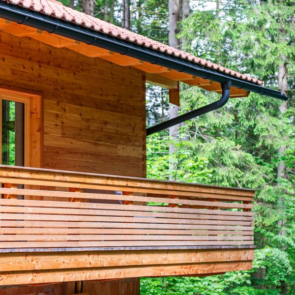 Holzanbau an einem Einfamilienhaus